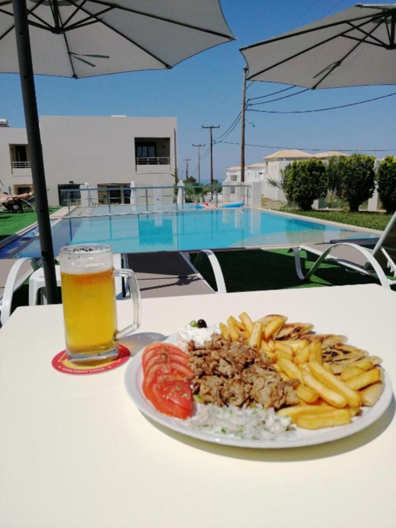 Carisa Suites And Apartments Maleme Esterno foto